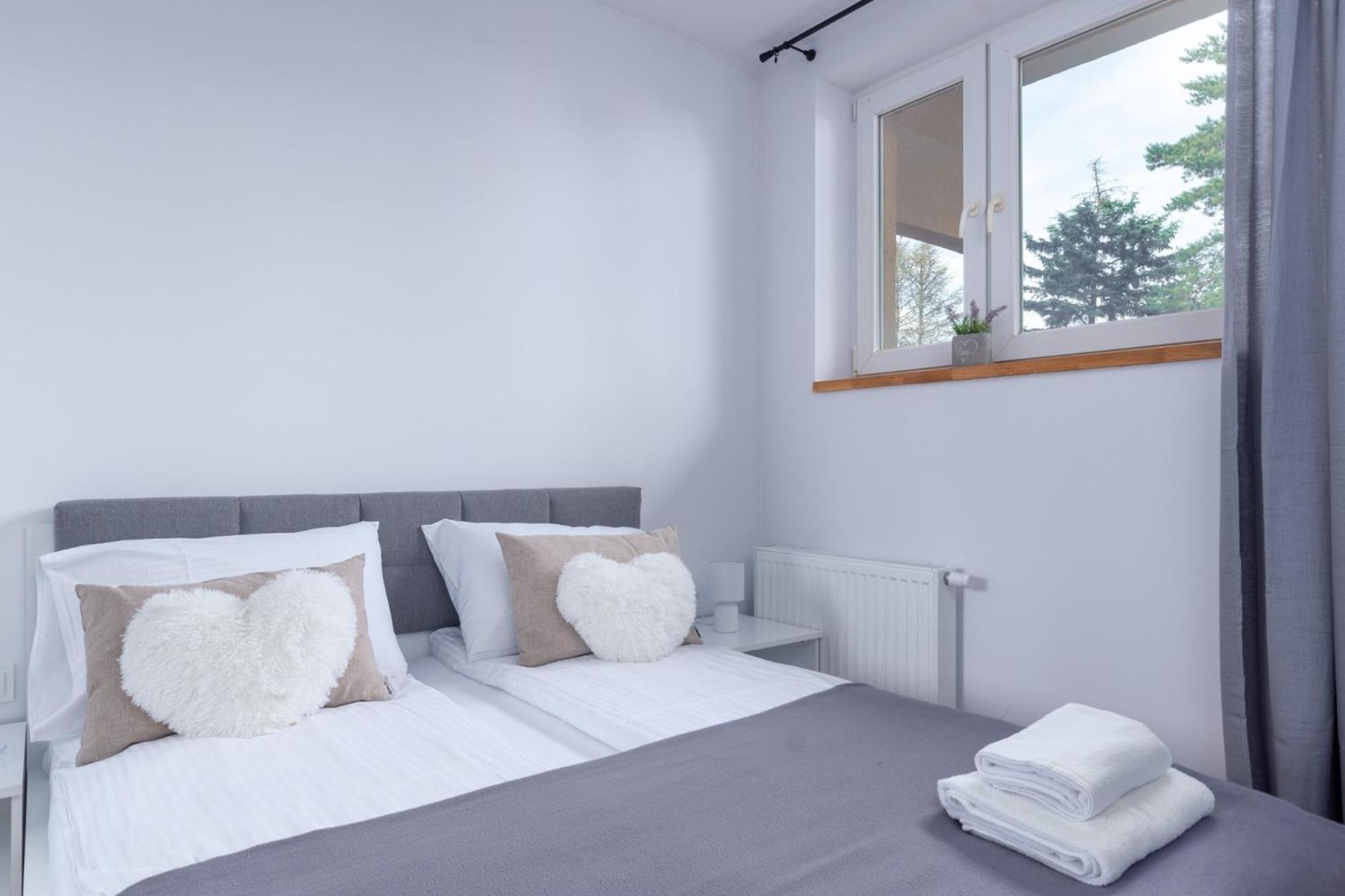 Termy Cieplice Apartment Jelenia Góra Екстериор снимка